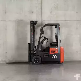 3-wiel elektrische heftrucks 2026  EP Equipment TVL15 (3)