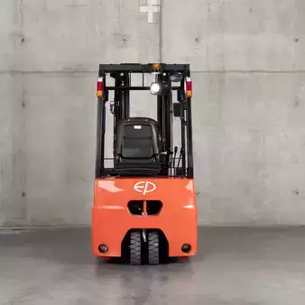 3-wiel elektrische heftrucks 2026  EP Equipment TVL15 (5)