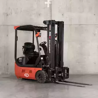 3-wiel elektrische heftrucks 2022  EP Equipment TDL201 (1)