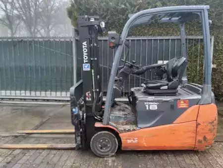 El truck - 4 hjulet 2013  Toyota 8 FBET 18 1.8 tons heftruck 2013 8fbet18 heftruck (2)