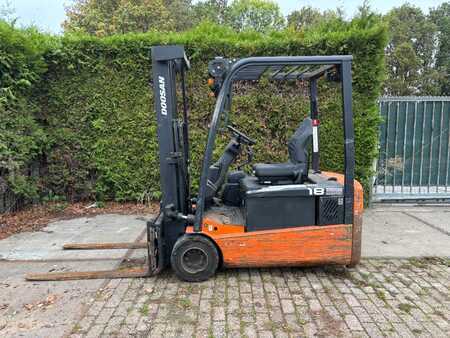 Elektrisk- 4 hjul 2013  Doosan B18T-5 elektrische heftruck 1.8 ton dublo mast B18 (1)