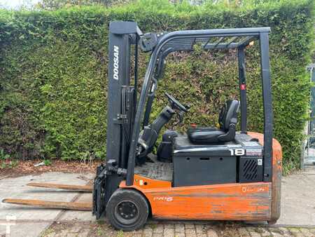Eléctrica de 4 ruedas 2013  Doosan B18T-5 elektrische heftruck dublo 1.8 ton heftruck (1)