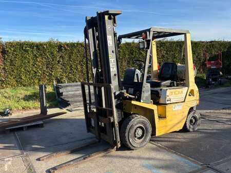 LPG VZV 1986  TCM FG15N17T 1.5 ton LPG heftruck triple mast (2)