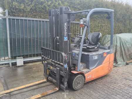 4-wiel elektrische heftrucks 2013  Toyota 8 FBET 18 vorkheftruck forklift 1.8 ton elektrisch (2)