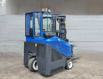 Négyutas targonca 2017  Combilift CB3000 (13)