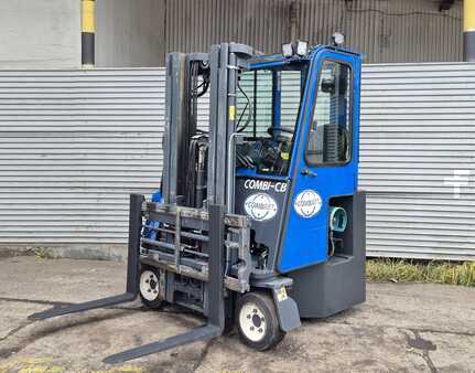 Four-way trucks 2017  Combilift CB3000 (1)
