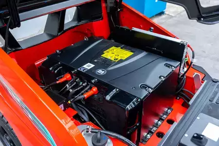 Carrelli elettrici 4 ruote 2026  HDM FB25-FL1ZNLZD FL (8)