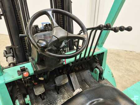 Empilhador diesel 2005  Mitsubishi FD45K MC (10)