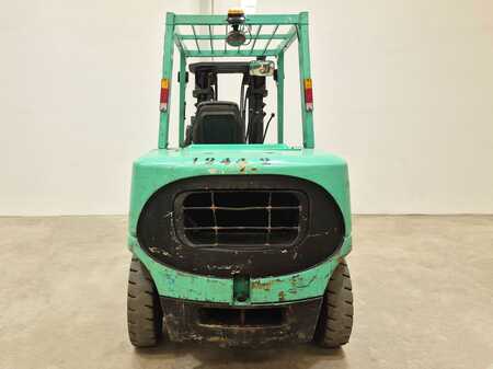 Empilhador diesel 2005  Mitsubishi FD45K MC (3)