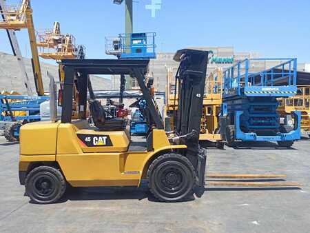 Chariot élévateur diesel 2008  CAT Lift Trucks DP45K (10)