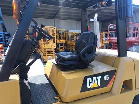 Dieselový VZV 2008  CAT Lift Trucks DP45K (4)