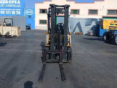 Dízel targoncák 2015  CAT Lift Trucks DP18NTD (6)