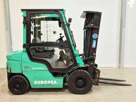 Dieselový VZV 2017  Mitsubishi FD25NT (4)