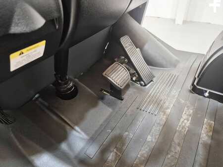 Carrelli elettrici 3 ruote 2024  BYD ECB18C (19)