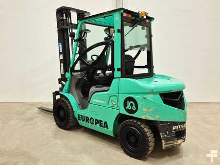 Dieselový VZV 2018  Mitsubishi FD30NT (2)