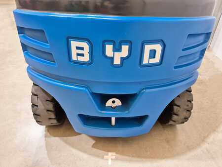 Chariots électriques à 4 roues 2019  BYD ECB25C (6)