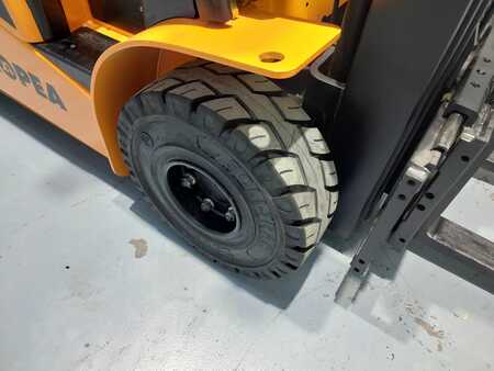 Electric - 4 wheels 2020  MB FORKLIFT CPD25 AC4 (13)