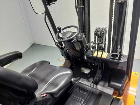 Electric - 4 wheels 2020  MB FORKLIFT CPD25 AC4 (14)