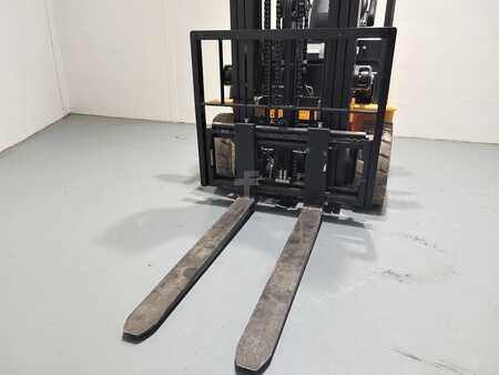 Elektro čtyřkolový VZV 2021  MB Forklift CPD25 AC4 (15)