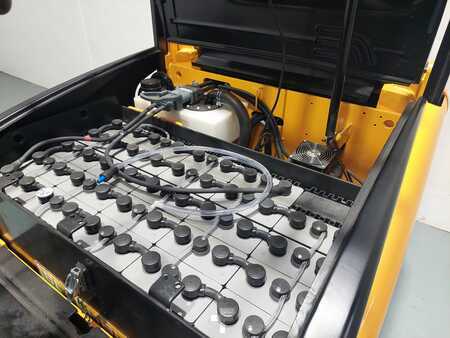 Elektro čtyřkolový VZV 2021  MB Forklift CPD25 AC4 (16)