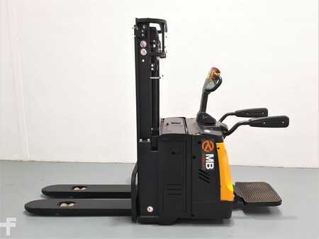 Stackers Stand-on 2020  MB FORKLIFT ES16 RSiL Litio (1)