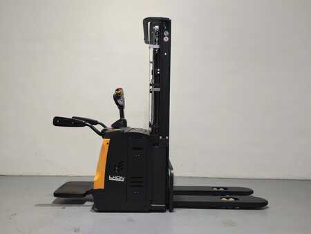Stackers Stand-on 2023  MB FORKLIFT ES16 RSL Litio (3)