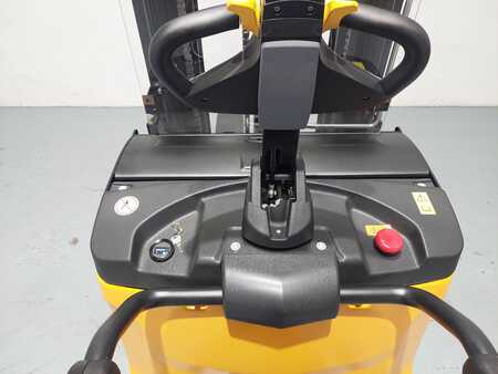 Stackers Stand-on 2023  MB FORKLIFT ES16 RSL Litio (8)