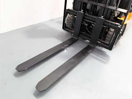 3-wiel elektrische heftrucks 2020  MB Forklift CPD20L2 litio (2)