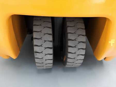 3-wiel elektrische heftrucks 2020  MB Forklift CPD20L2 litio (7)