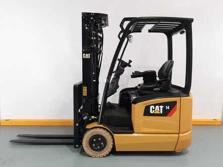 Elektryczne 3-kołowe 2019  CAT Lift Trucks EP14ANT (1)