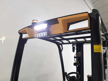 Sähkö - 3 pyör 2019  CAT Lift Trucks EP14ANT (18)