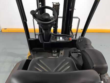 Elektryczne 3-kołowe 2019  CAT Lift Trucks EP14ANT (3)