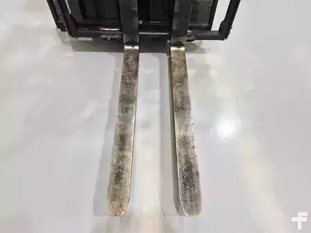 Elektro tříkolové VZV 2021  MB Forklift CPD18TV8 LI (6)