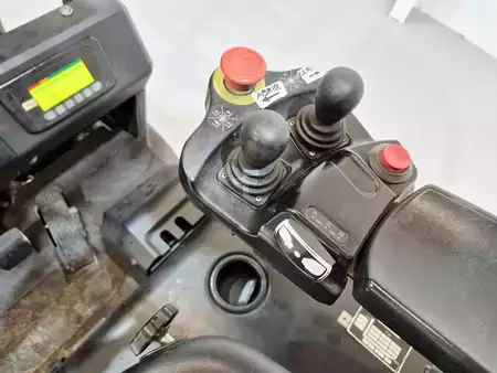 Elektro tříkolové VZV 2022  MB Forklift CPD18TW8 LI (14)