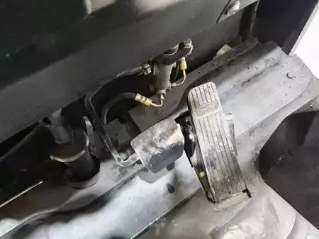 Elektro tříkolové VZV 2022  MB Forklift CPD18TW8 LI (15)