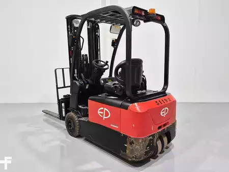 Elektro tříkolové VZV 2022  MB Forklift CPD18TW8 LI (2)