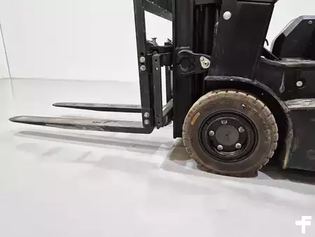 Elektro tříkolové VZV 2022  MB Forklift CPD18TW8 LI (6)