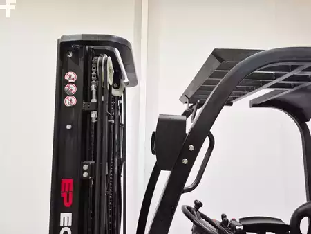 Elektro tříkolové VZV 2022  MB Forklift CPD18TW8 LI (9)