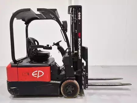 Elektro tříkolové VZV 2022  MB Forklift CPD18TW8 LI (4)