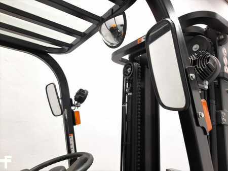 Elektro čtyřkolový VZV 2022  MB Forklift EFL302 Litio (22)