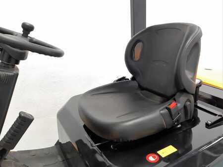 Elektro čtyřkolový VZV 2022  MB Forklift EFL302 Litio (3)