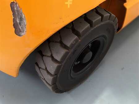 Elektro čtyřkolový VZV 2022  MB Forklift EFL302 Litio (6)