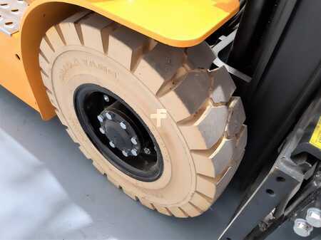 El truck - 4 hjulet 2022  MB FORKLIFT EFL181 Litio (5)