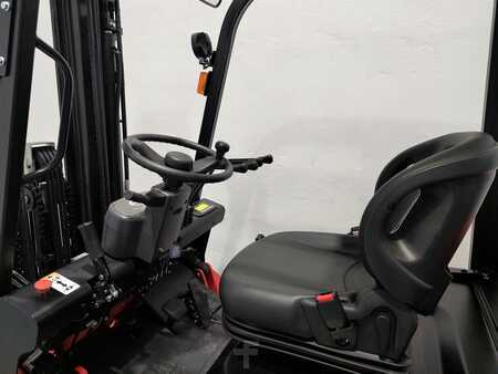 El Truck - 4-hjul 2022  MB Forklift EFL252 Litio (3)