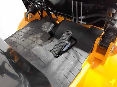 El Truck - 4-hjul 2021  MB Forklift EFL252 Litio (20)