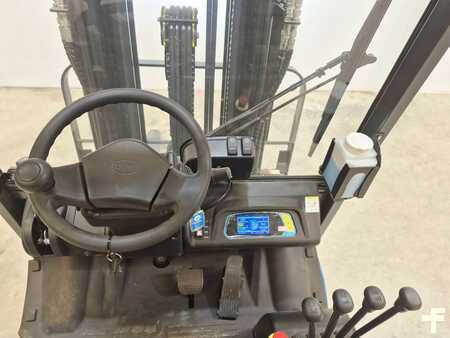 Chariots électriques à 4 roues 2022  BYD SEF25B (11)
