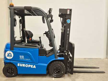 Elektrisk- 4 hjul - BYD SEF25B (4)