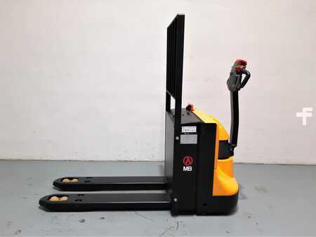 Electric Pallet Trucks 2022  MB FORKLIFT EPT20 20WAL Litio (1)