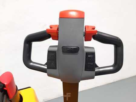 Electric Pallet Trucks 2022  MB FORKLIFT EPT20 20WAL Litio (8)