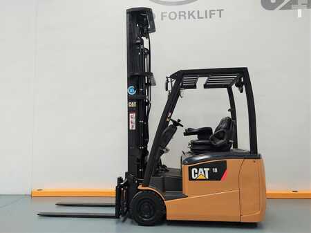 Carrelli elettrici 3 ruote 2017  CAT Lift Trucks EP18CPNT (1)